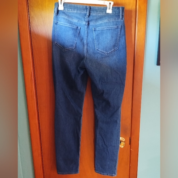 NWOT Old Navy High Wasted Jeans - 8 Long - Picture 5 of 5